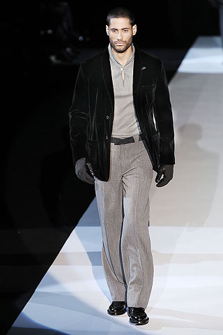 Giorgio Armani / - 2009-2010